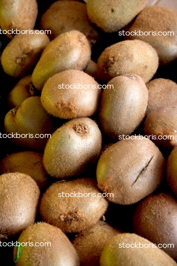 Kiwi fruits at a market.